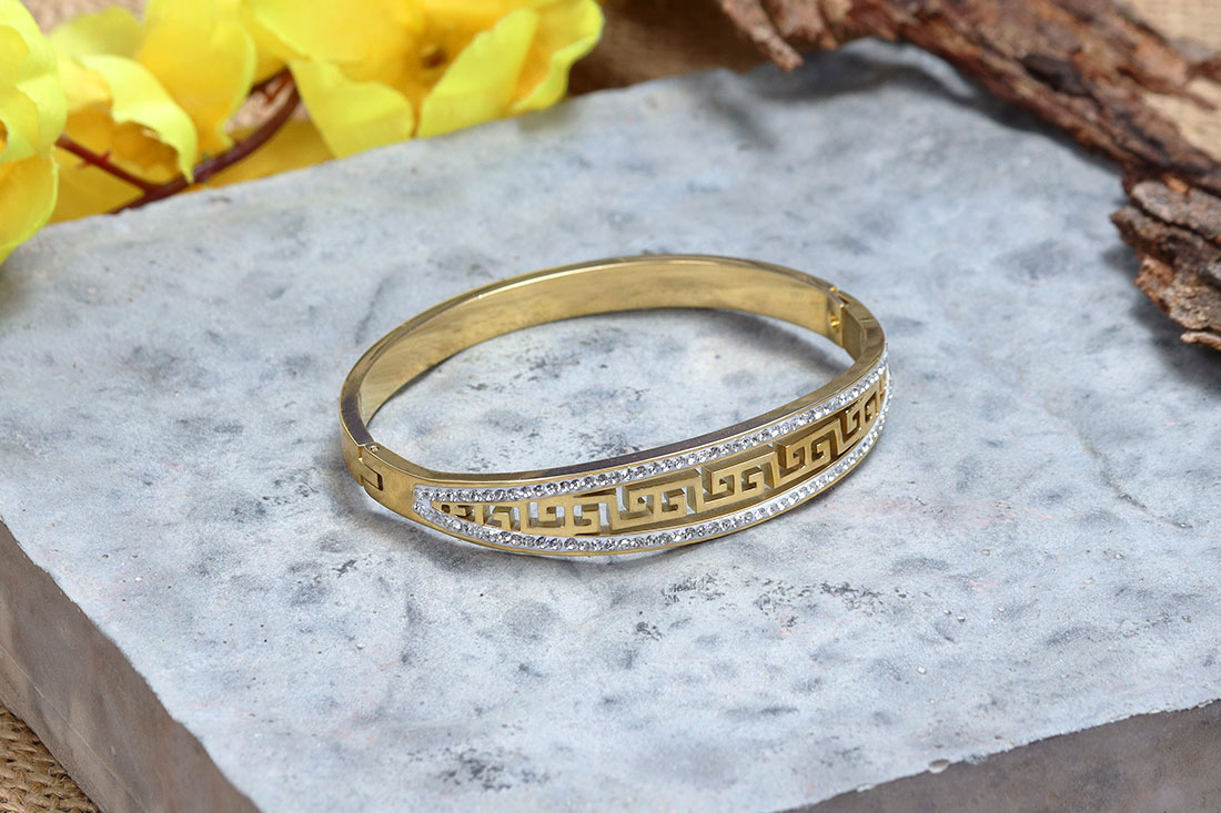 Classy Gold Plated  Bracelet